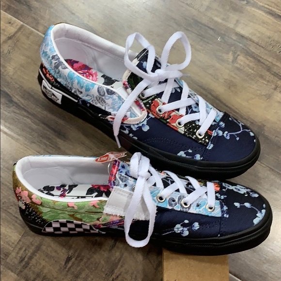VANS SLIP-ON CAP FLORALS Brocade/Black wmns - Picture 13 of 16